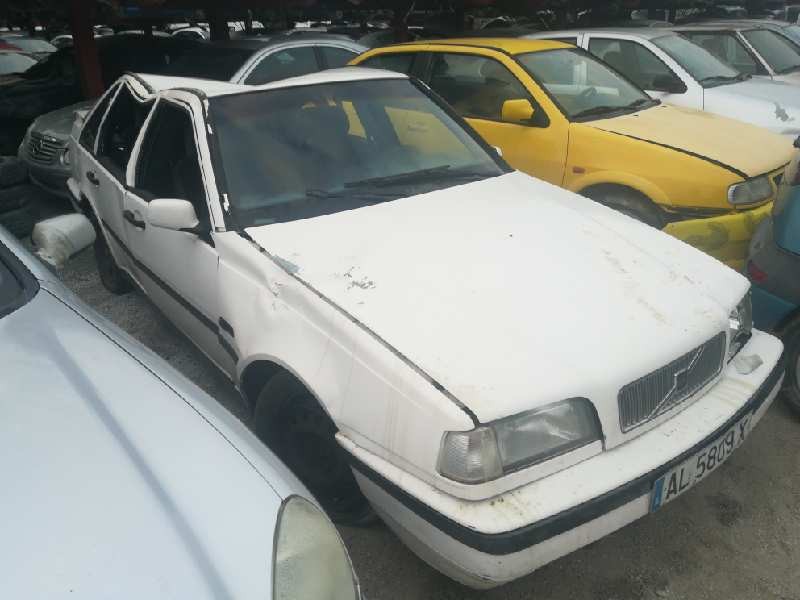 VOLVO SERIE 440