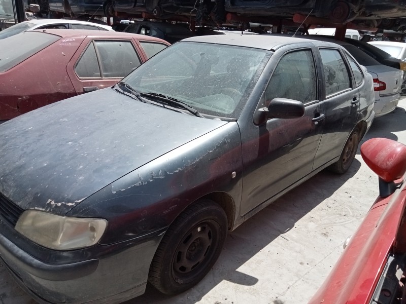 SEAT CORDOBA BERLINA (6K2)