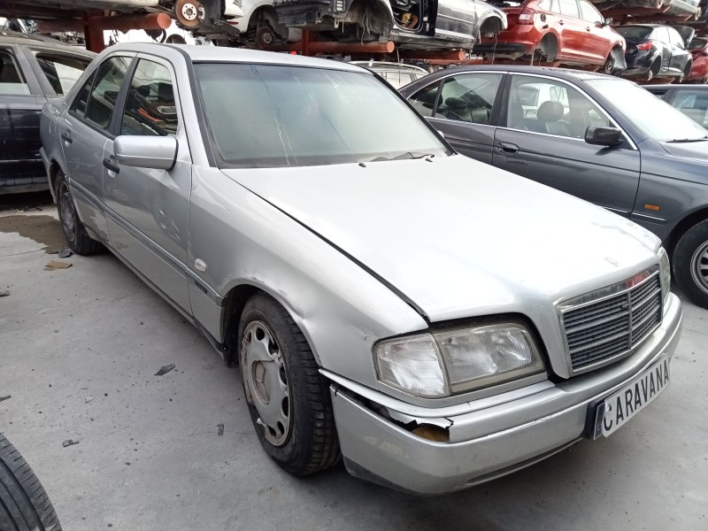 MERCEDES-BENZ CLASE C (W202) BERLINA