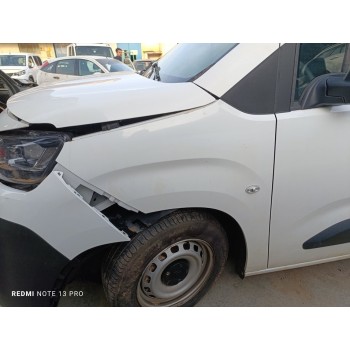 Recambio de aleta delantera izquierda para citroën berlingo furgón contrlol m referencia OEM IAM 9816482780  