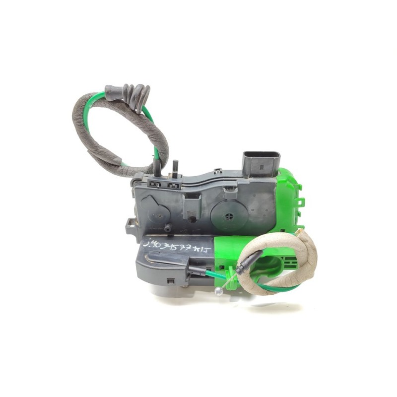 Recambio de cerradura puerta trasera izquierda para hyundai i40 gls bluedrive / bluedrive referencia OEM IAM 814103Z000  