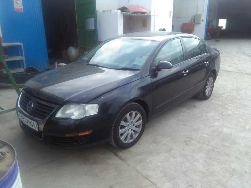 VOLKSWAGEN PASSAT BERLINA (3C2)