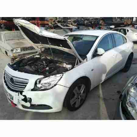 OPEL INSIGNIA BERLINA