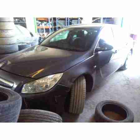 OPEL INSIGNIA BERLINA