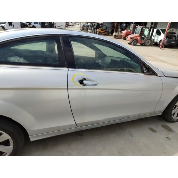 mercedes-benz clase c (w204) coupe del año 2013