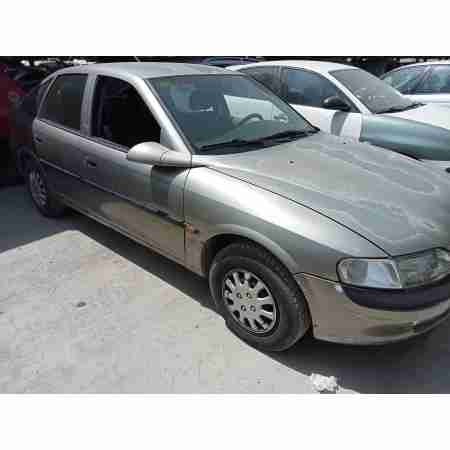 OPEL VECTRA B BERLINA