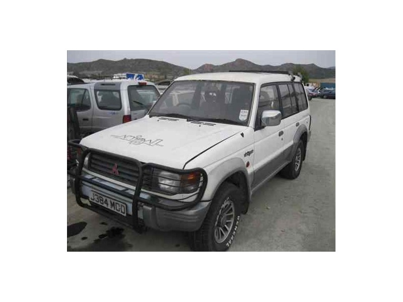 MITSUBISHI MONTERO (V20/V40)