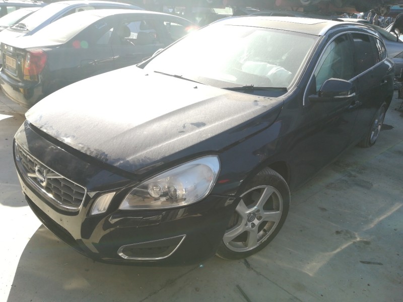 VOLVO V60 KOMBI