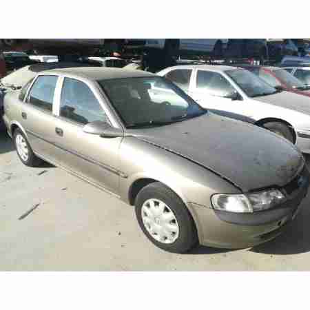 OPEL VECTRA B BERLINA