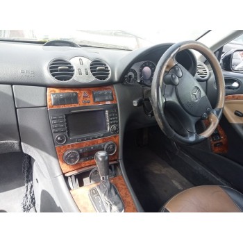 mercedes-benz clase clk (w209) cabrio del año 2005