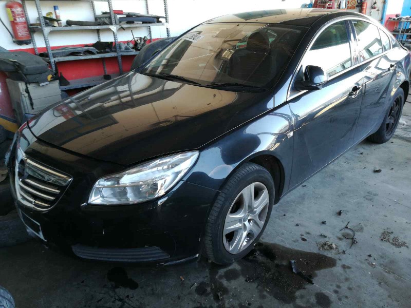OPEL INSIGNIA BERLINA
