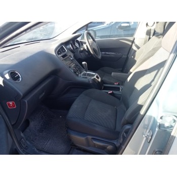 peugeot 5008 del año 2011