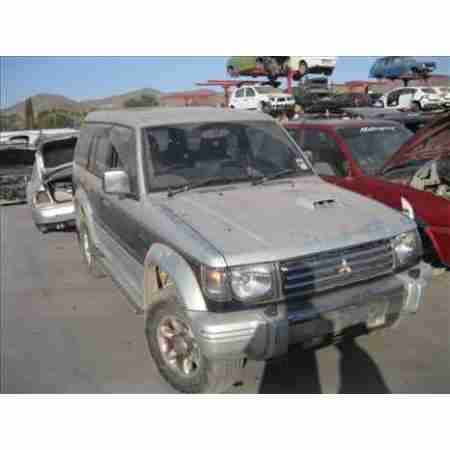 MITSUBISHI MONTERO (V20/V40)