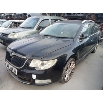 skoda superb combi (3t5) del año 2011