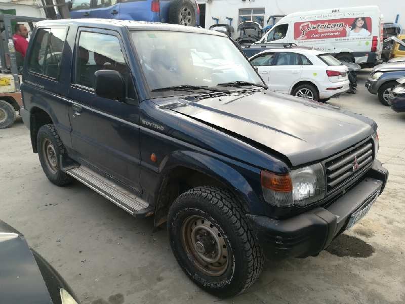 MITSUBISHI MONTERO (V20/V40)