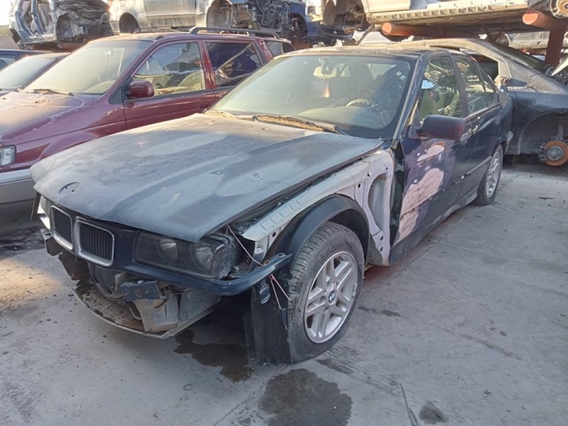 BMW SERIE 3 BERLINA (E36)