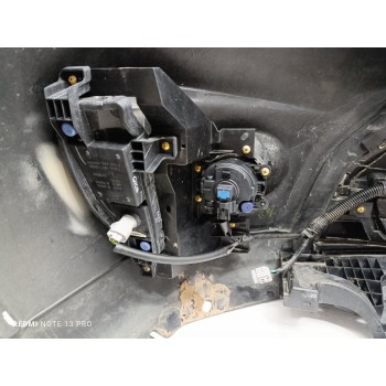 Recambio de paragolpes delantero para suzuki vitara 1.0 t gle 4wd referencia OEM IAM 7171054P00  