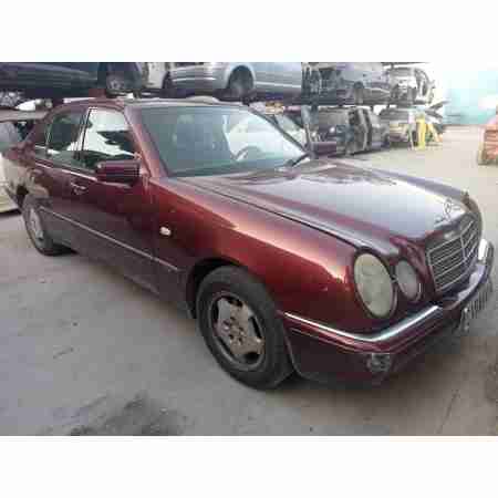 MERCEDES-BENZ CLASE E (W210) BERLINA DIESEL