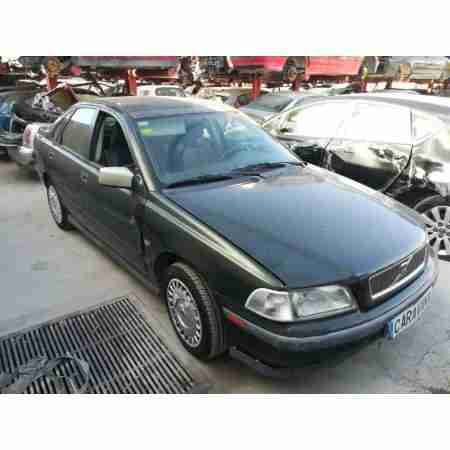 VOLVO S40 BERLINA