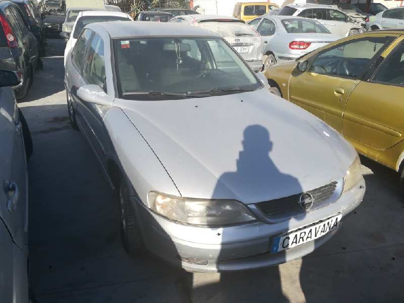 OPEL VECTRA B BERLINA
