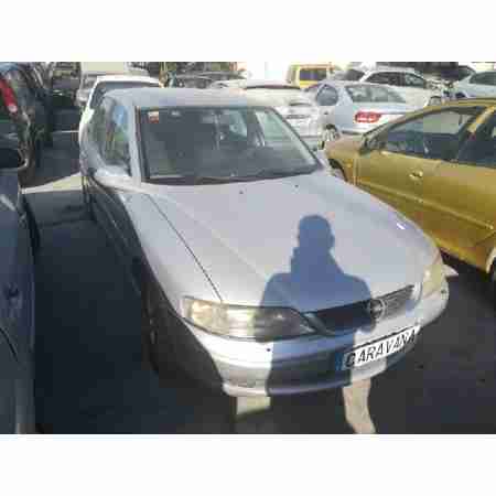 OPEL VECTRA B BERLINA