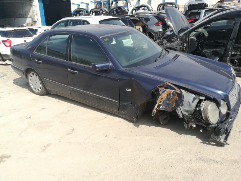 MERCEDES-BENZ CLASE E (W210) BERLINA DIESEL