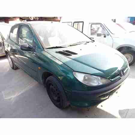 PEUGEOT 206 BERLINA