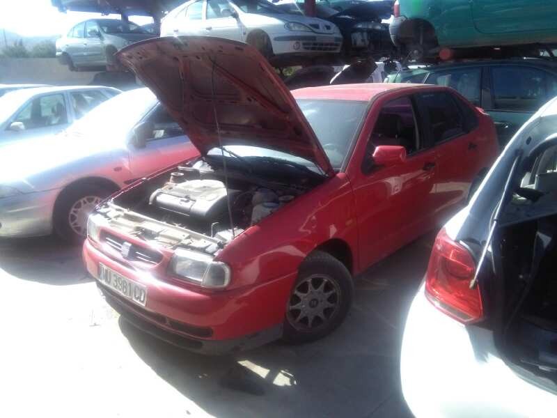 SEAT CORDOBA BERLINA (6K2)