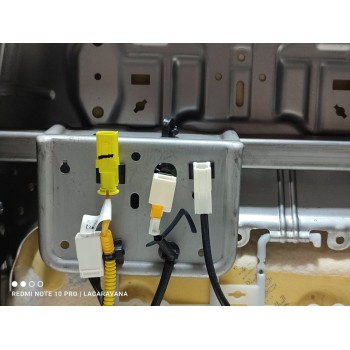 Recambio de asiento delantero derecho para mg zs comfort referencia OEM IAM 3985451  