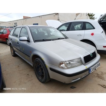 skoda octavia combi (1u5) del año 1999