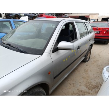 skoda octavia combi (1u5) del año 1999
