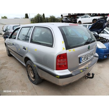 skoda octavia combi (1u5) del año 1999