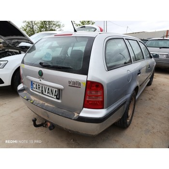 skoda octavia combi (1u5) del año 1999