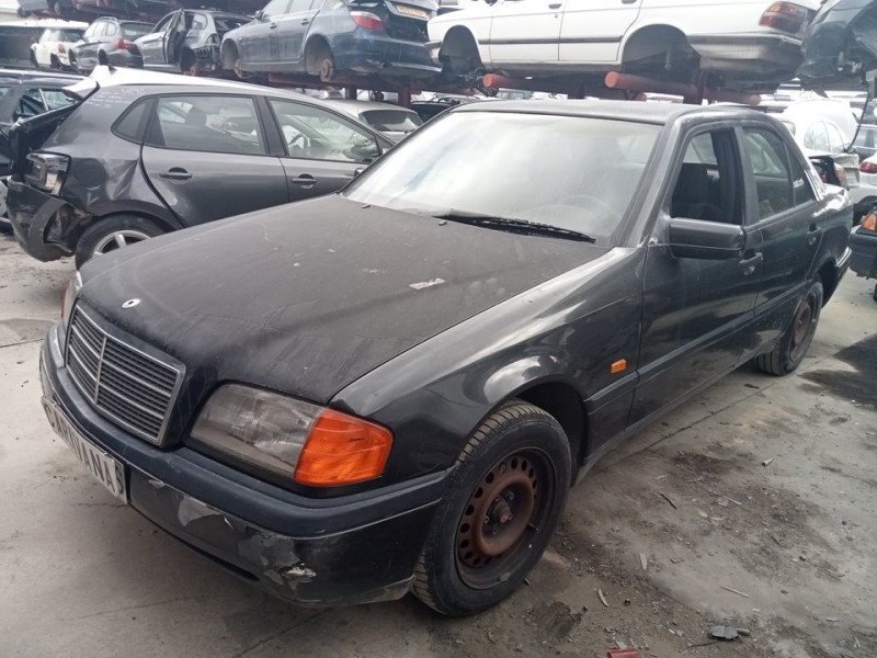 MERCEDES-BENZ CLASE C (W202) BERLINA
