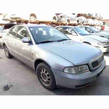 AUDI A4 BERLINA (B5)