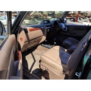 toyota land cruiser (j9) del año 2002