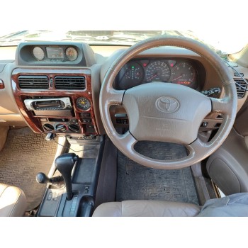 toyota land cruiser (j9) del año 2002