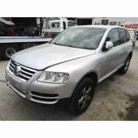 VOLKSWAGEN TOUAREG (7LA)
