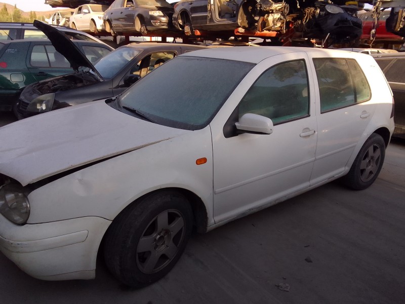 VOLKSWAGEN GOLF IV BERLINA (1J1)