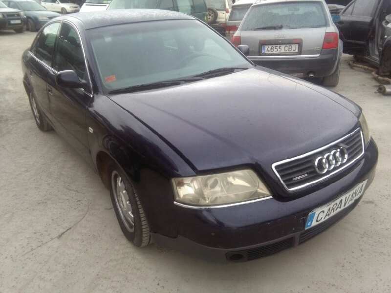 AUDI A6 BERLINA (4B2)