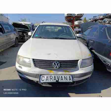 VOLKSWAGEN PASSAT VARIANT (3B5)