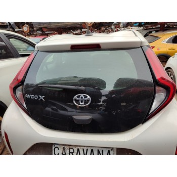 Recambio de porton trasero para toyota aygo x like referencia OEM IAM 670050H030  