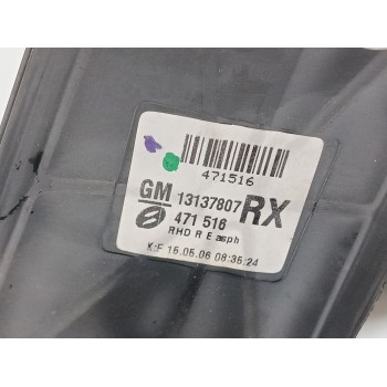 Recambio de retrovisor derecho para opel zafira b cosmo referencia OEM IAM 13137807  