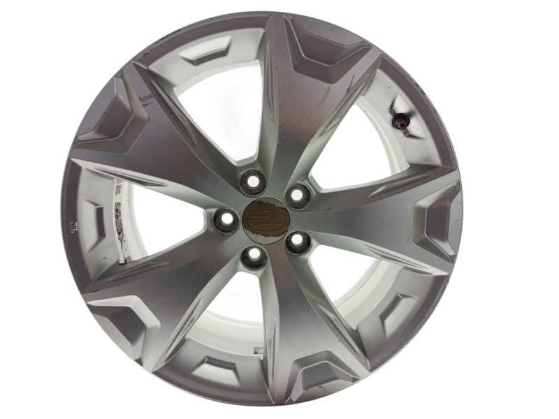 Recambio de llanta para subaru forester executive referencia OEM IAM 28111SG010  
