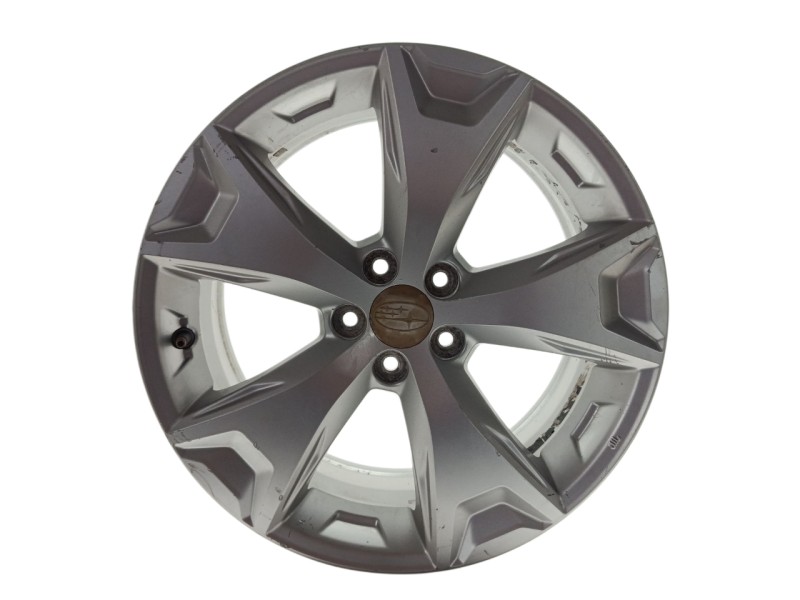 Recambio de llanta para subaru forester executive referencia OEM IAM 28111SG010  