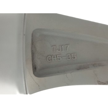 Recambio de llanta para renault austral equilibre referencia OEM IAM 403009257R  