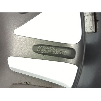 Recambio de llanta para renault clio iv technofeel referencia OEM IAM 403008014R  