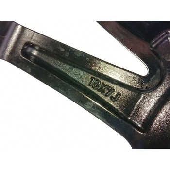 Recambio de llanta para toyota c-hr hybrid dynamic referencia OEM IAM 42611F4331  