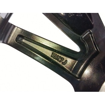 Recambio de llanta para toyota c-hr hybrid dynamic referencia OEM IAM 42611F4331  