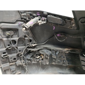 Recambio de paragolpes delantero para peugeot 5008 confort referencia OEM IAM 7401ST  